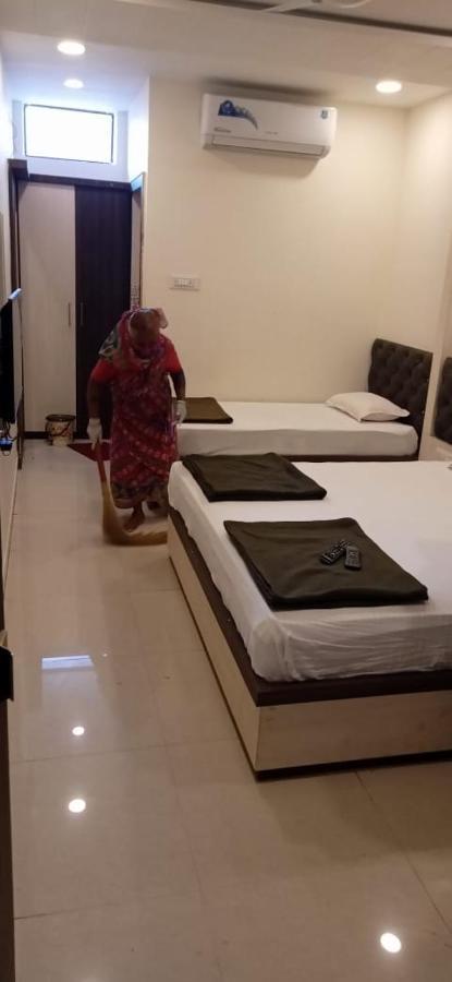 Super Hotel O Shri Shiva Palace Rāipur المظهر الخارجي الصورة