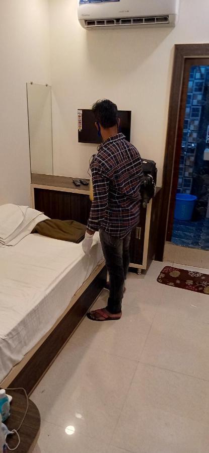 Super Hotel O Shri Shiva Palace Rāipur المظهر الخارجي الصورة