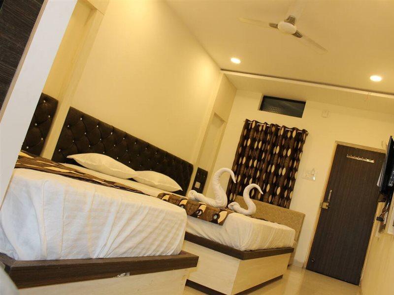 Super Hotel O Shri Shiva Palace Rāipur المظهر الخارجي الصورة