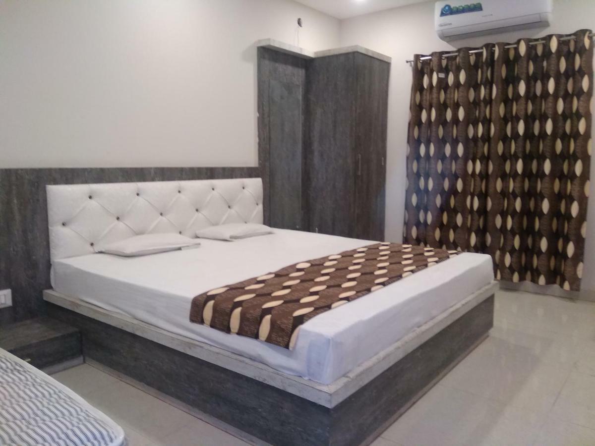 Super Hotel O Shri Shiva Palace Rāipur المظهر الخارجي الصورة