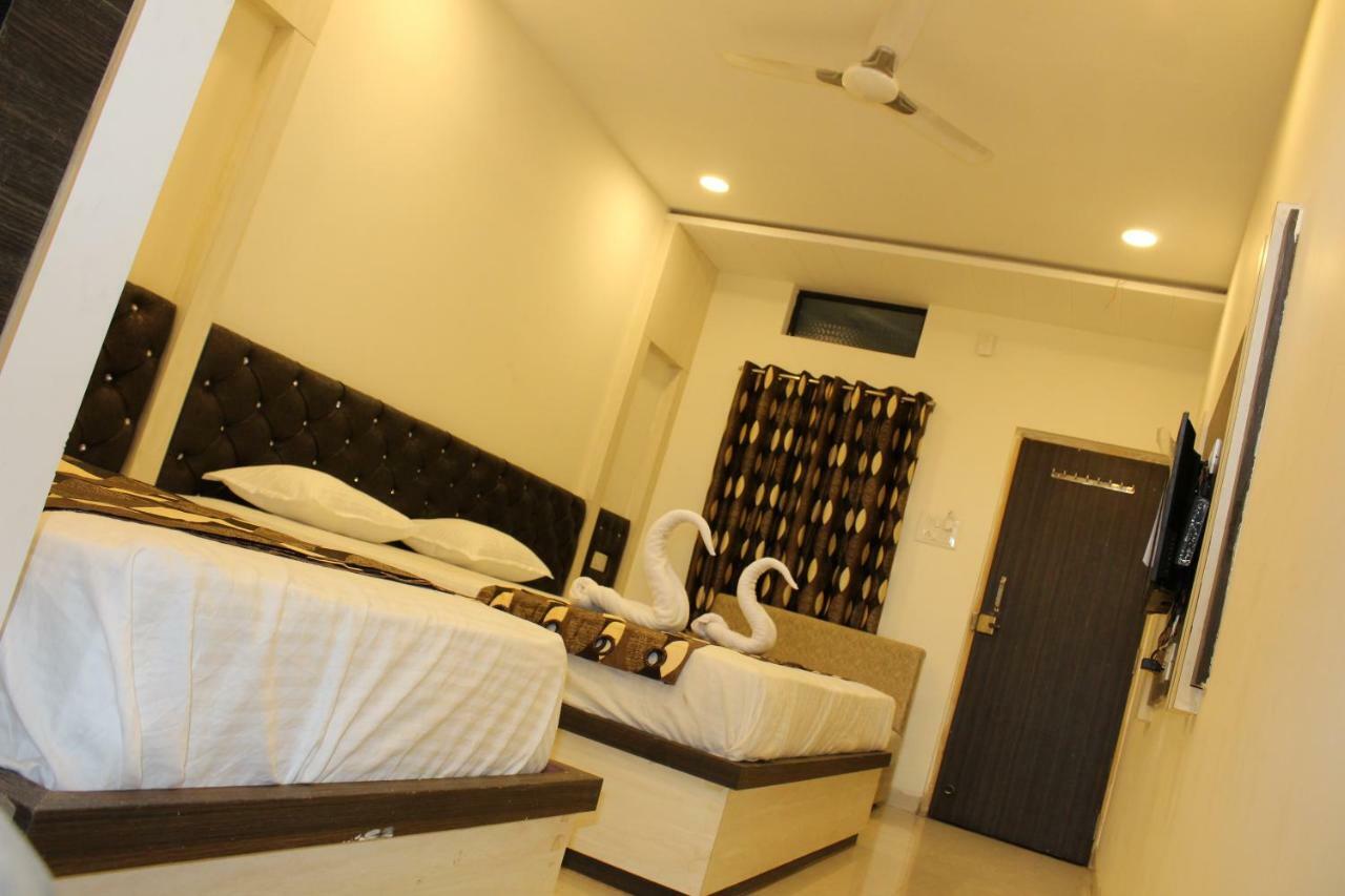 Super Hotel O Shri Shiva Palace Rāipur المظهر الخارجي الصورة